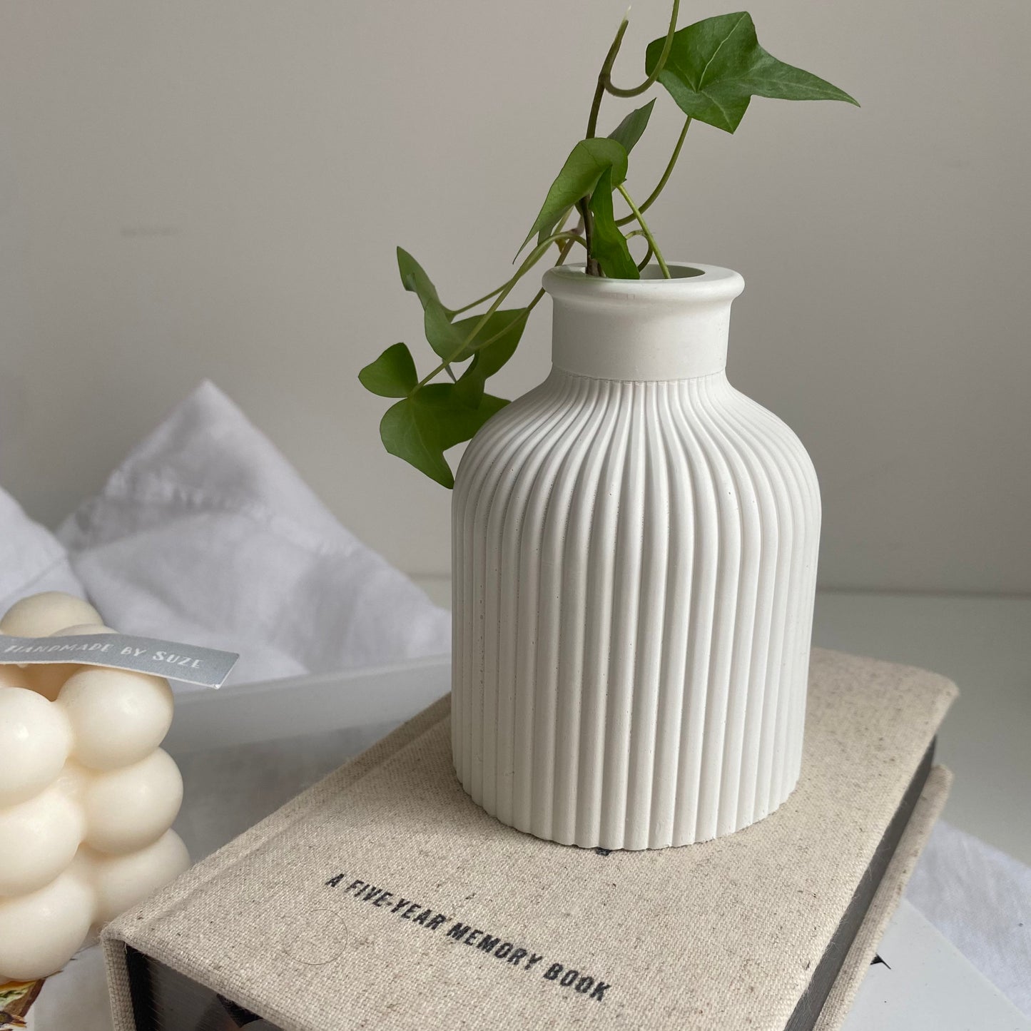 Small Minimal Concrete Vase | Minimalist | Modern | Decorative Vase | Boho Scandinavian Decor | Home Decor