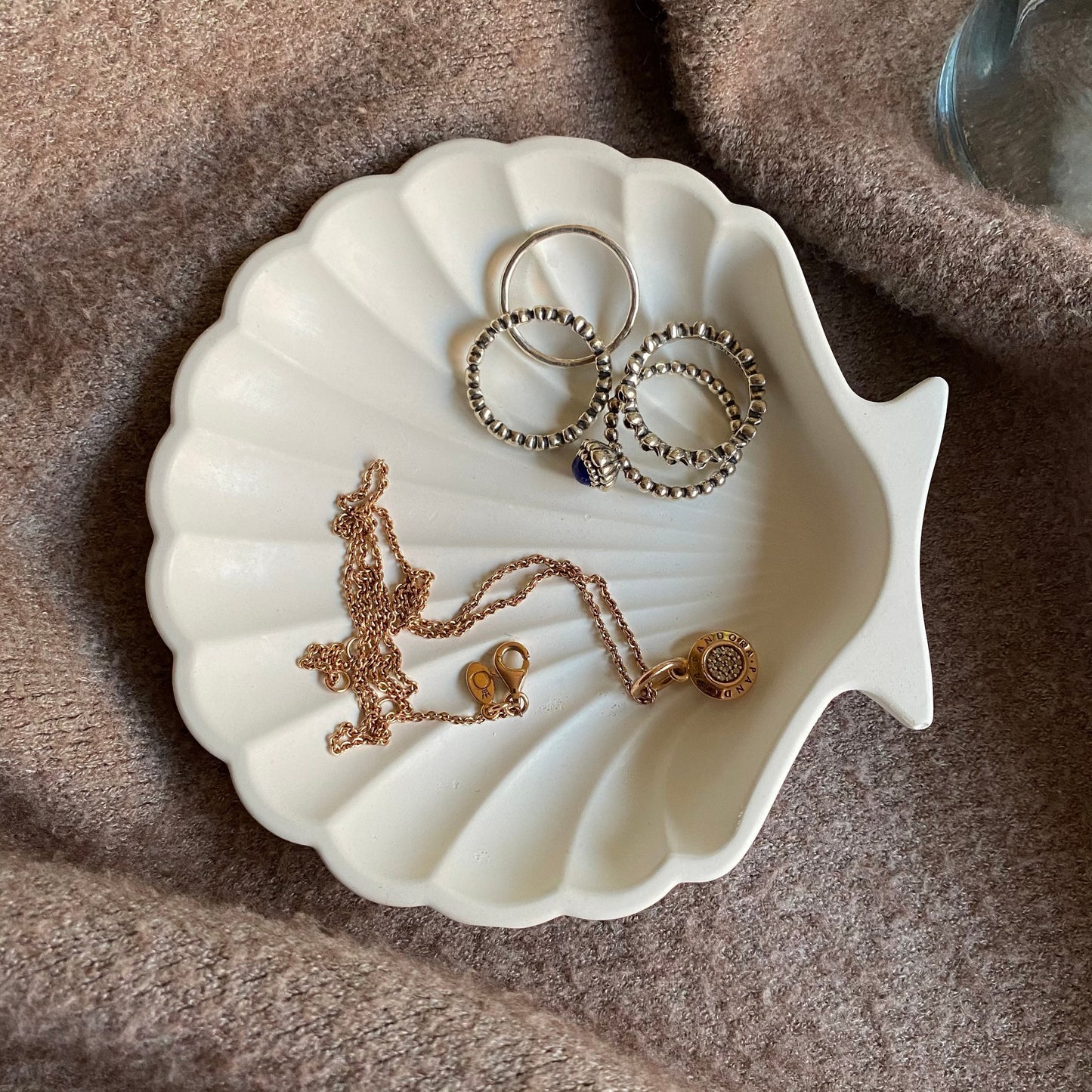 Concrete shell jewellery dish | trinket dish | ring tray