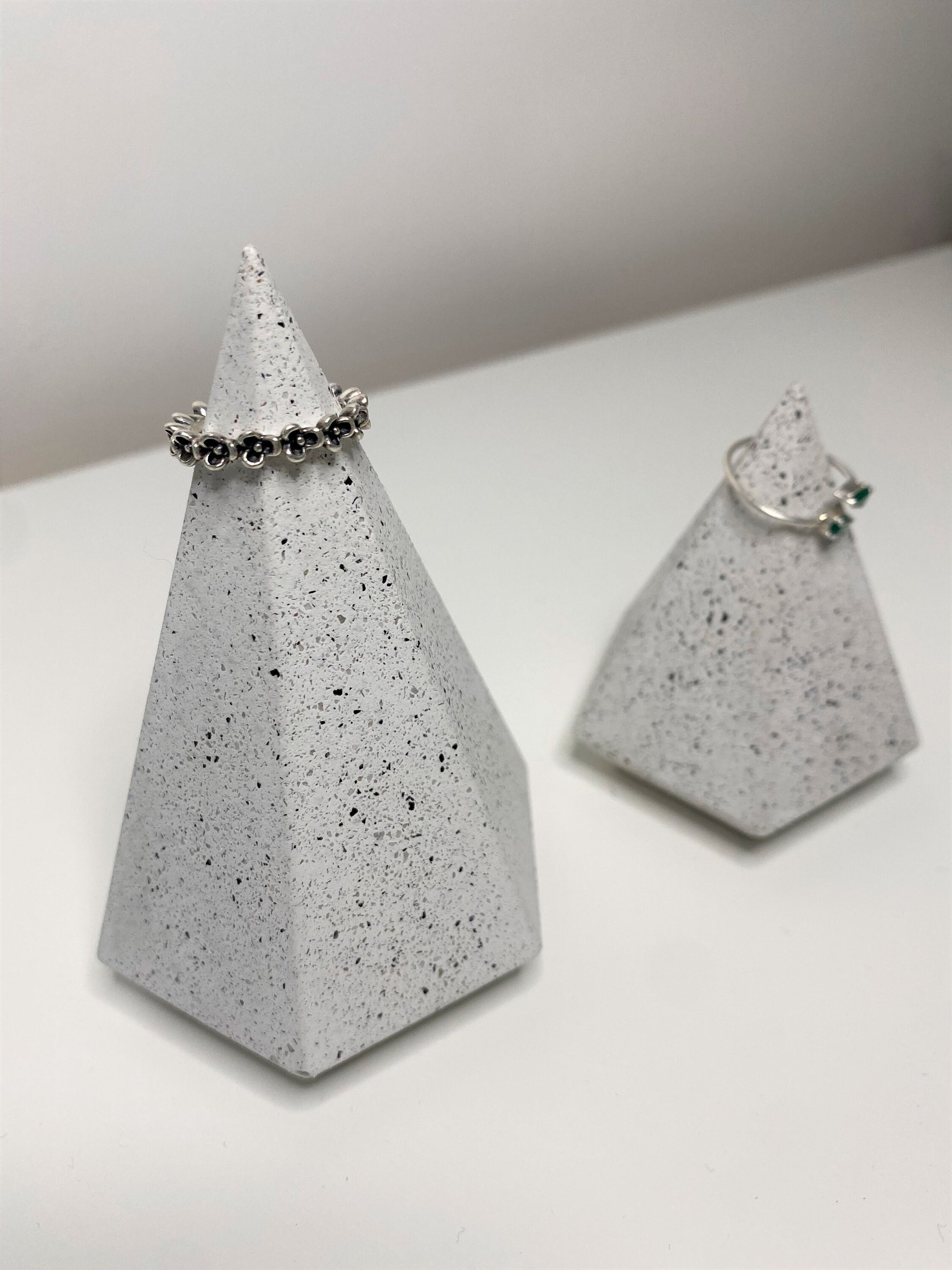 Granite Terrazzo Ring Diamond Holder | Jewellery Ring Display | Ring Diamond Cone | Jewellery Storage Organiser