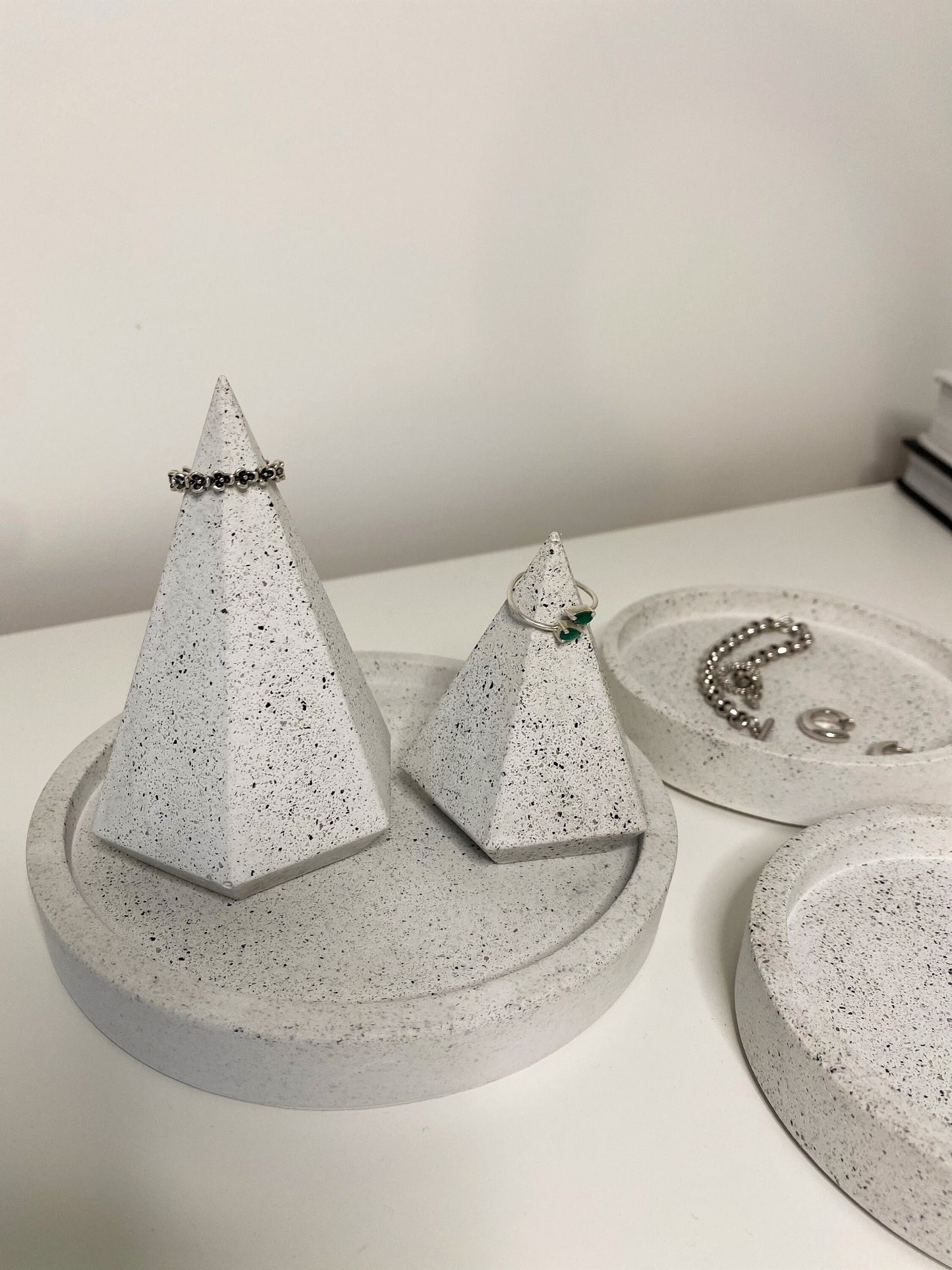 Granite Terrazzo Ring Diamond Holder | Jewellery Ring Display | Ring Diamond Cone | Jewellery Storage Organiser